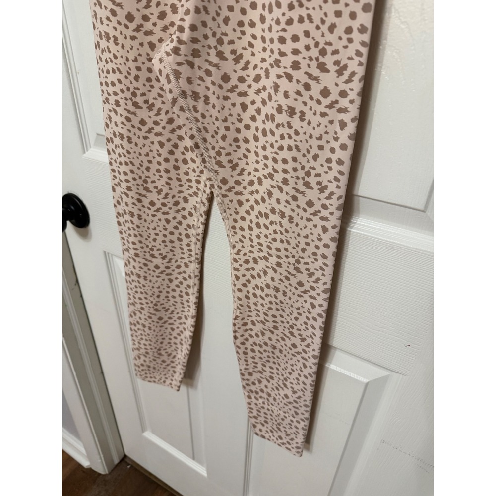 Tavi Active Womens High Waisted Leopard Print Leggings Tan Brown Size S 7/8 Crop - Picture 4 of 8
